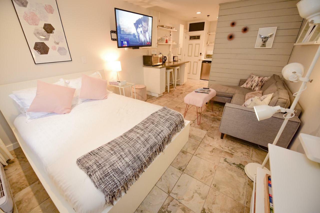 Newly Renovated Whistler Studio Luaran gambar